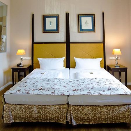 Hotel Kronprinz ฟัลเคนซี ภายนอก รูปภาพ