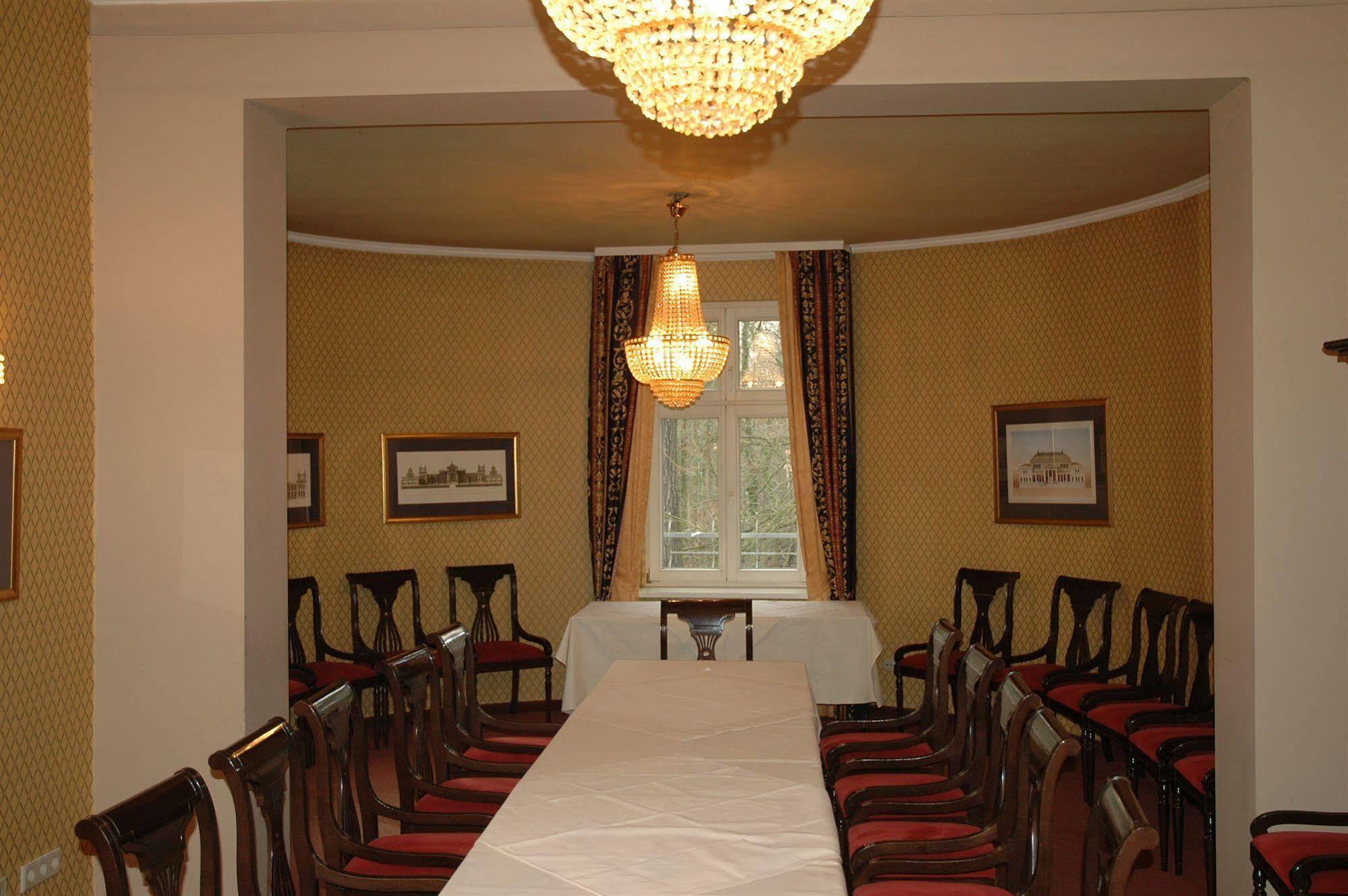 Hotel Kronprinz ฟัลเคนซี ภายนอก รูปภาพ